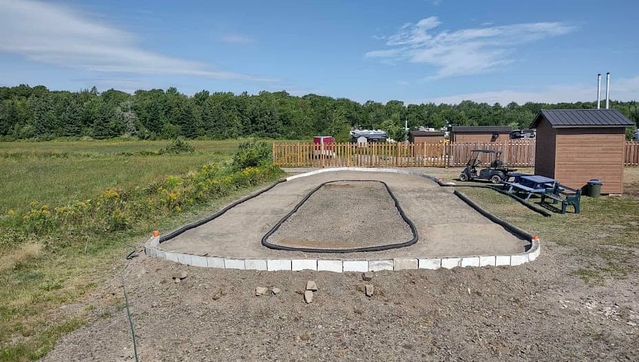 Piste de voitures téléguidées